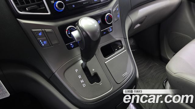 Hyundai Grand Starex Van 5-Seater Modern 2018 — фото 9