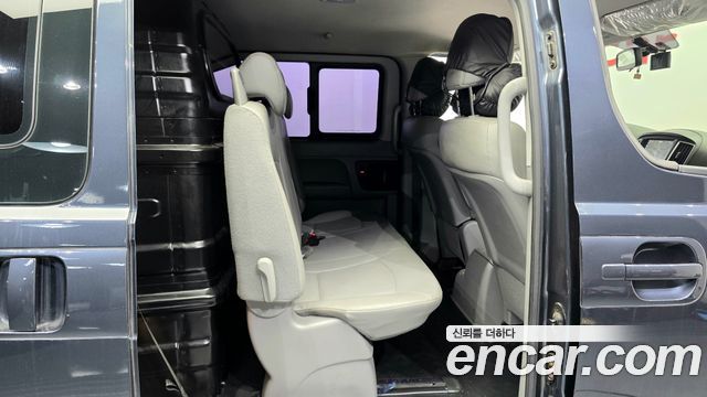 Hyundai Grand Starex Van 5-Seater Modern 2018 — фото 12