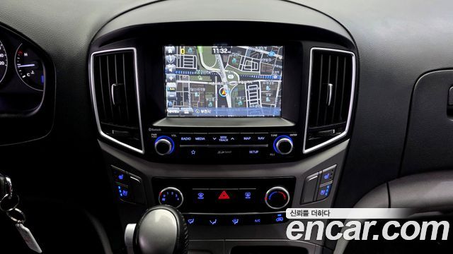 Hyundai Grand Starex Van 5-Seater Modern 2018 — фото 14