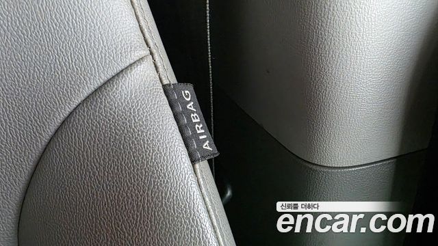 Hyundai Grand Starex Van 5-Seater Modern 2018 — фото 29