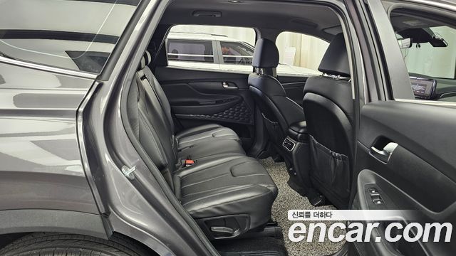 Hyundai Santa Fe HEV 1.6 2WD Exclusive 2022 — фото 11