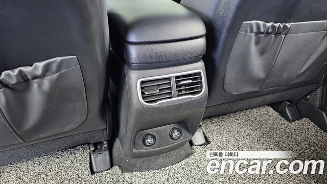 Hyundai Santa Fe HEV 1.6 2WD Exclusive 2022 — фото 31