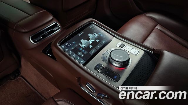 Genesis G90 (RS4) Gasoline 3.5 Turbo AWD 2022 — фото 18