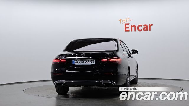 Mercedes-Benz E-Class (W213) E250 Avantgarde 2023 — фото 4