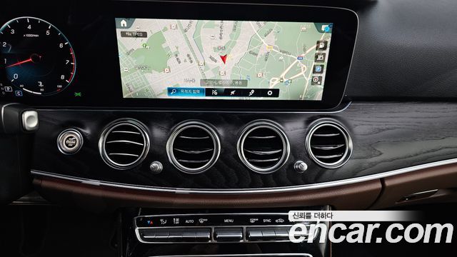 Mercedes-Benz E-Class (W213) E250 Avantgarde 2023 — фото 14