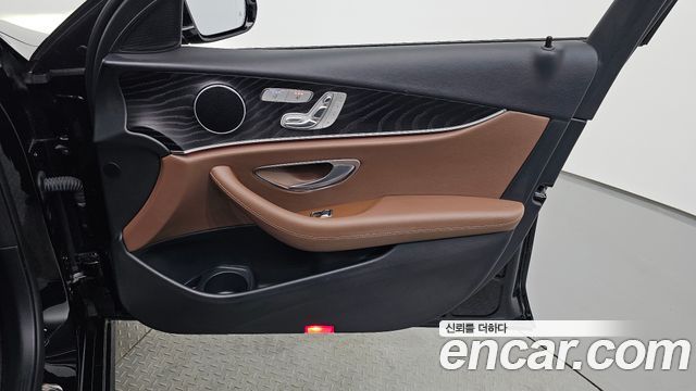 Mercedes-Benz E-Class (W213) E250 Avantgarde 2023 — фото 25