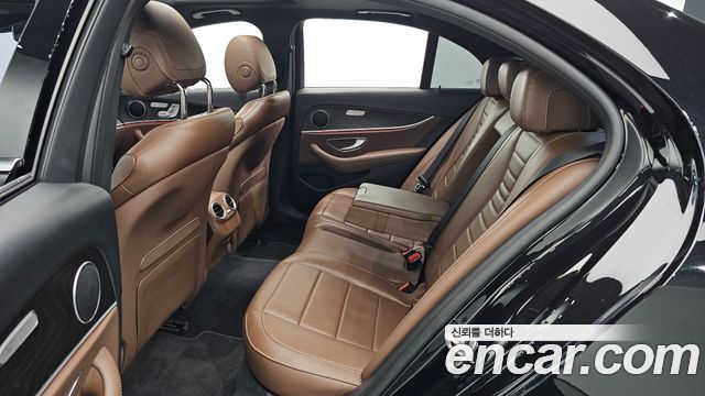Mercedes-Benz E-Class (W213) E250 Avantgarde 2023 — фото 26