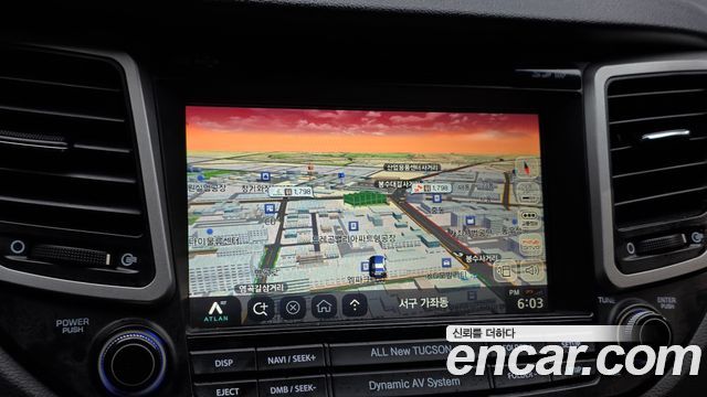 Hyundai Tucson Diesel 2.0 2WD Style Special 2017 — фото 15