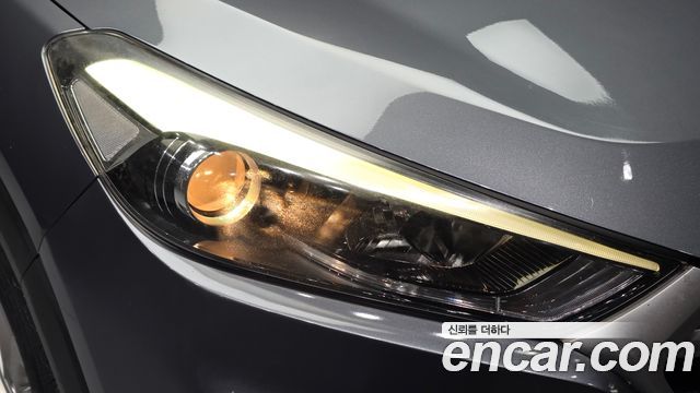 Hyundai Tucson Diesel 2.0 2WD Style Special 2017 — фото 22