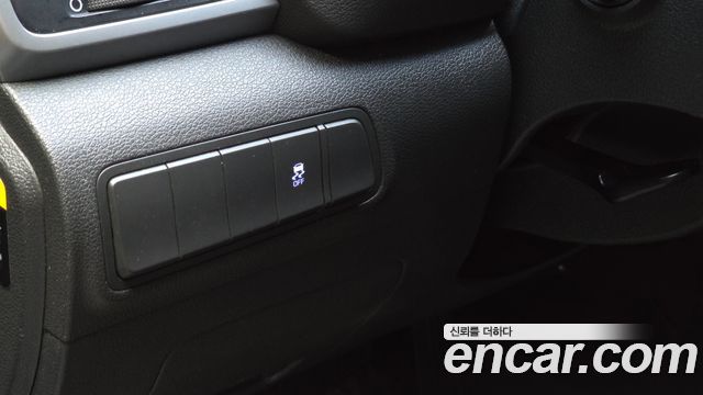 Hyundai Tucson Diesel 2.0 2WD Style Special 2017 — фото 27
