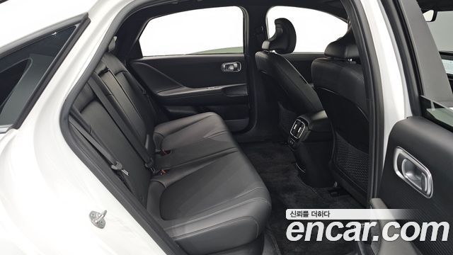 Hyundai Ioniq 6 Long Range Exclusive 2025 — фото 12