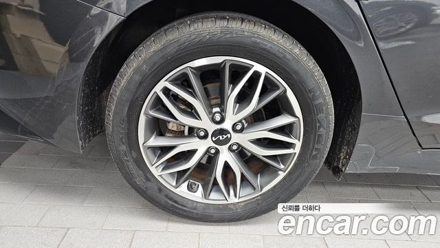 Kia K5 (III) 2.0 Prestige 2022 — фото 5