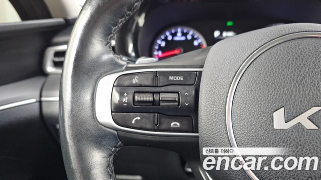Kia K5 (III) 2.0 Prestige 2022 — фото 26