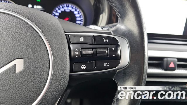 Kia K5 (III) 2.0 Prestige 2022 — фото 33