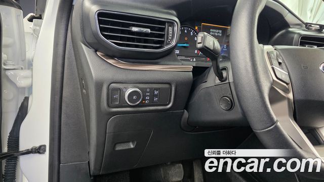 Ford Explorer (VI) 2.3 LimIted 4WD 2020 — фото 16