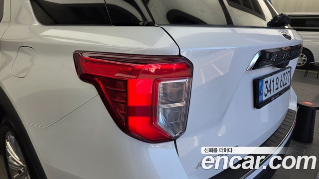 Ford Explorer (VI) 2.3 LimIted 4WD 2020 — фото 23