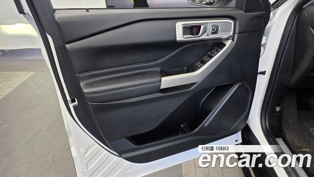 Ford Explorer (VI) 2.3 LimIted 4WD 2020 — фото 24