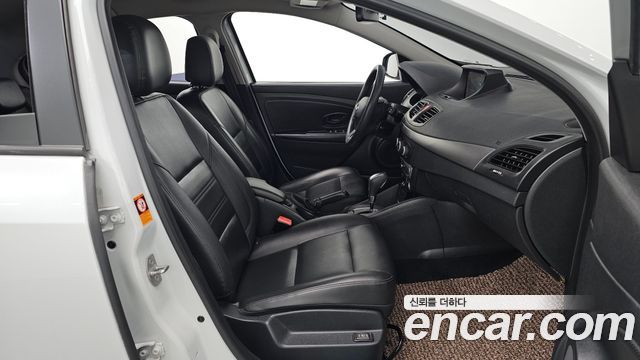 Renault Korea SM3 Neo SE 2018 — фото 11