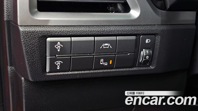 KG Mobility (SsangYong) Beautiful Korando Gasoline 1.5 2WD C5 Plus 2021 — фото 19