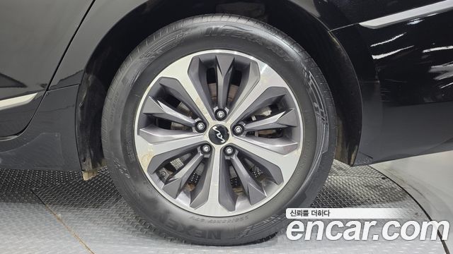 Kia K8 Hybrid Noblesse 2022 — фото 21