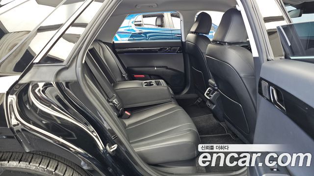 Hyundai Grandeur (GN7) 2,5 Gasoline 2WD Exclusive 2023 — фото 12