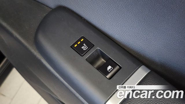 Hyundai Grandeur (GN7) 2,5 Gasoline 2WD Exclusive 2023 — фото 19