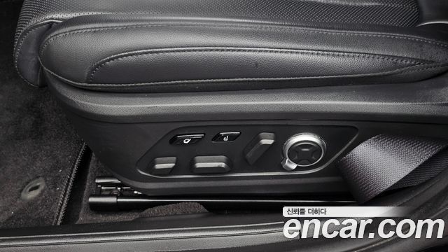 Hyundai Grandeur (GN7) 2,5 Gasoline 2WD Exclusive 2023 — фото 26