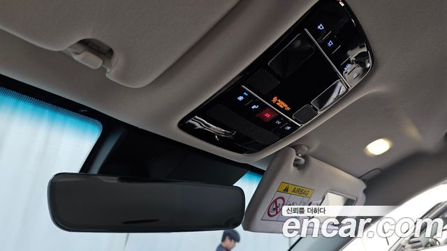 Hyundai Grandeur (GN7) 2,5 Gasoline 2WD Exclusive 2023 — фото 27