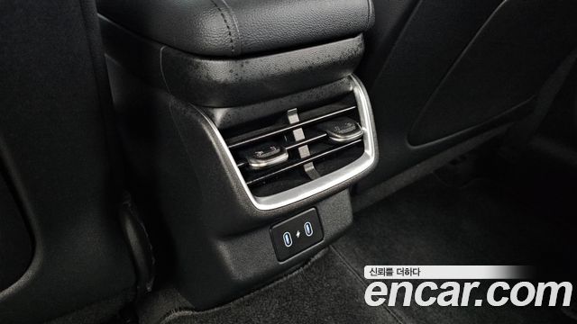 Hyundai Grandeur (GN7) 2,5 Gasoline 2WD Exclusive 2023 — фото 35