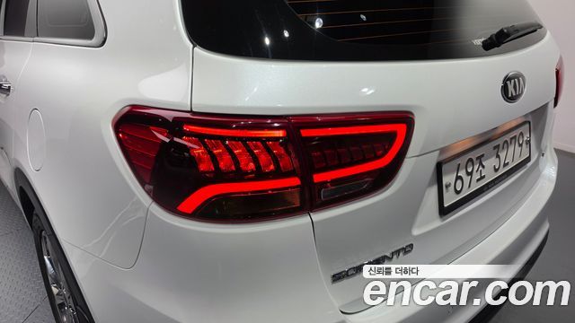 Kia Sorento Diesel 2.2 2WD Noblesse Special 2018 — фото 23