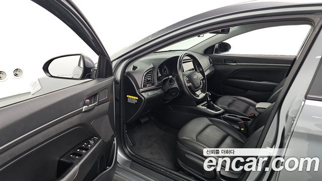 Hyundai Avante (AD) 1.6 GDI Smart 2018 — фото 10