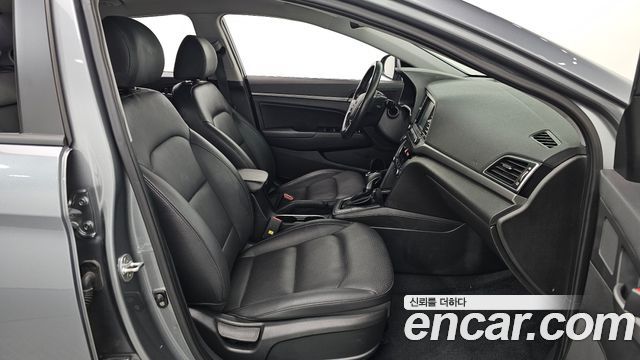 Hyundai Avante (AD) 1.6 GDI Smart 2018 — фото 11