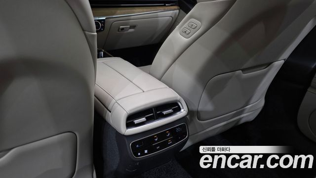 Genesis G80 (RG3) Gasoline 2.5 Turbo AWD 2023 — фото 36
