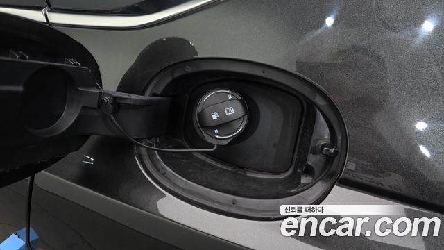 Genesis G80 (RG3) Gasoline 2.5 Turbo AWD 2023 — фото 38
