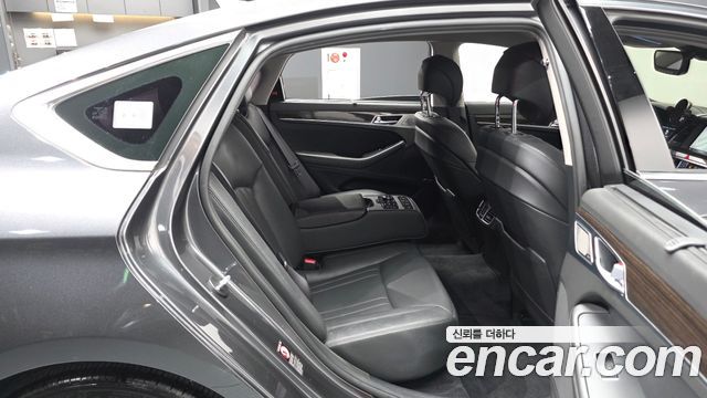 Genesis G80 3.3 GDI AWD Premium Luxury 2019 — фото 12