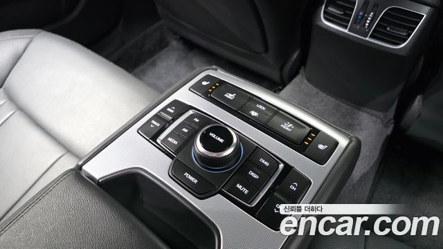 Genesis G80 3.3 GDI AWD Premium Luxury 2019 — фото 19