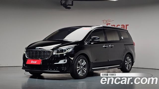 Kia Carnival 11-Seater Prestige 2020 — фото 11