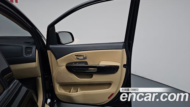 Kia Carnival 11-Seater Prestige 2020 — фото 31