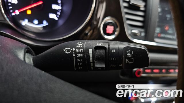 Kia Carnival 11-Seater Prestige 2020 — фото 39