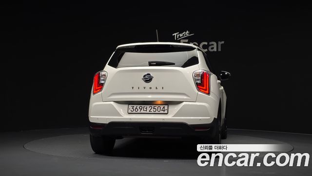 KG Mobility (SsangYong) Very New Tivoli Gasoline 1.5 2WD V3 2021 — фото 4