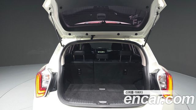 KG Mobility (SsangYong) Very New Tivoli Gasoline 1.5 2WD V3 2021 — фото 20