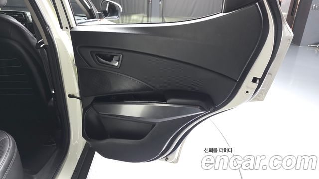 KG Mobility (SsangYong) Very New Tivoli Gasoline 1.5 2WD V3 2021 — фото 25