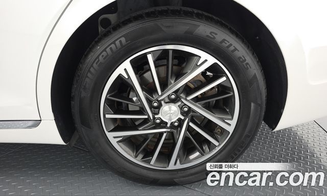 Hyundai Grandeur (IG) 2.5 Premium Choice 2020 — фото 21