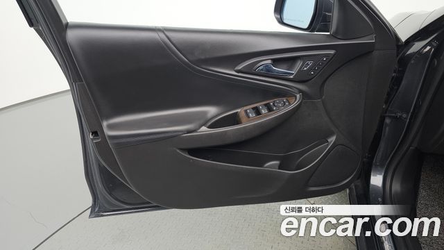 Chevrolet Malibu 1.5 Turbo LTZ 2017 — фото 24