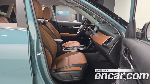 Kia Seltos Gasoline 1.6 Turbo 2WD Gravity 2023 — фото 11