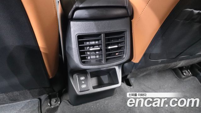 Kia Seltos Gasoline 1.6 Turbo 2WD Gravity 2023 — фото 18