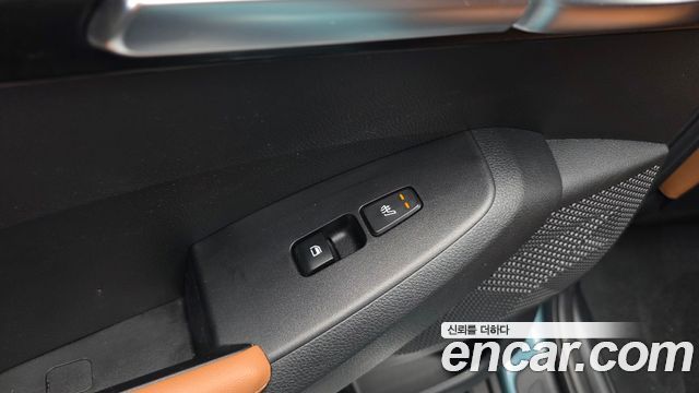 Kia Seltos Gasoline 1.6 Turbo 2WD Gravity 2023 — фото 19