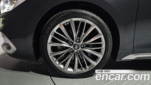Hyundai Grandeur (IG) 3.0 Exclusive Special 2019 — фото 5