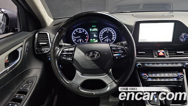 Hyundai Grandeur (IG) 3.0 Exclusive Special 2019 — фото 16