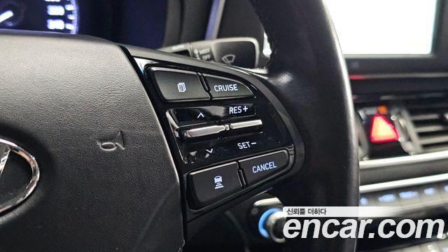 Hyundai Grandeur (IG) 3.0 Exclusive Special 2019 — фото 20